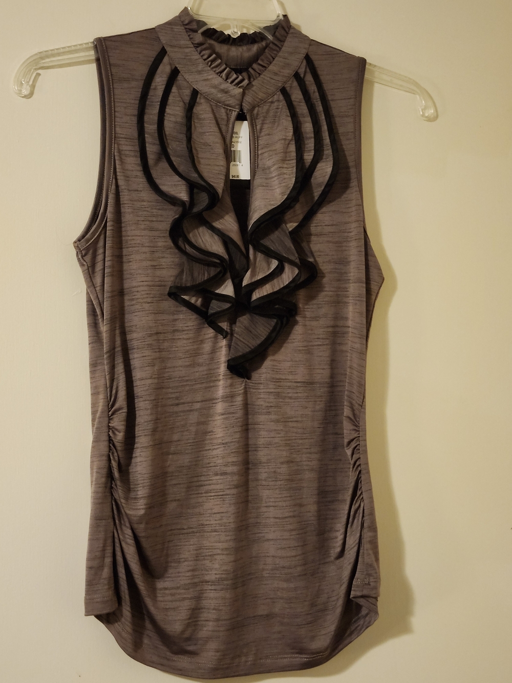 VTG HeartSoul Y2K Sleeveless Ruffle Keyhole Neck Women's Sleeveless Top Taupe M